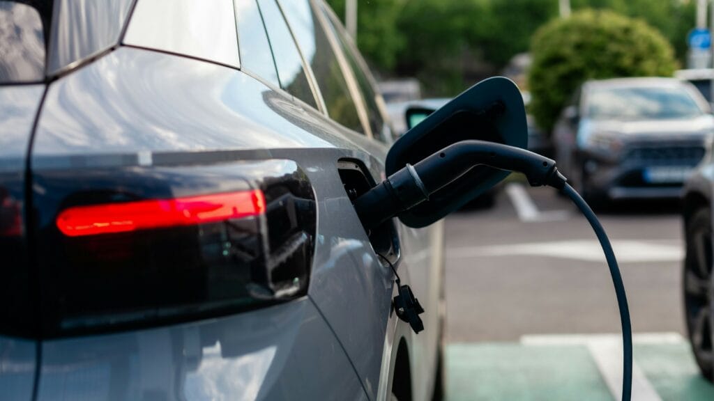 Bornes de recharge pour voitures électriques | SyndicusOnline